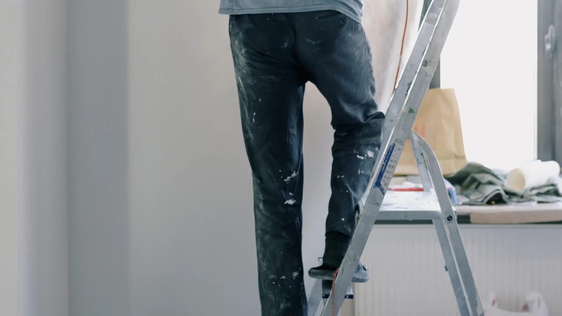 Kit uit Kleding Verwijderen: Tips voor een Vlekkeloze Aanpak | Woon